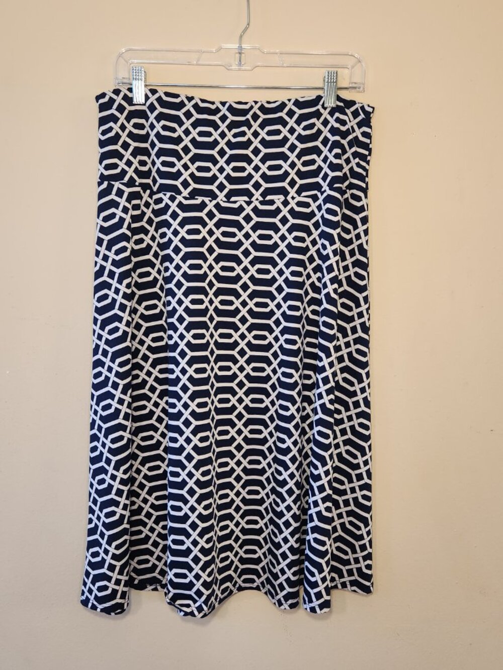 Ashley Blue and white printed skirt with geometric pattern size XL